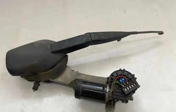 Mercedes-Benz E W210 Wiper motor 2108201542 3397020325