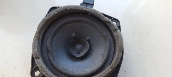 Mitsubishi Colt Front door speaker mn141417 eas13p17a6