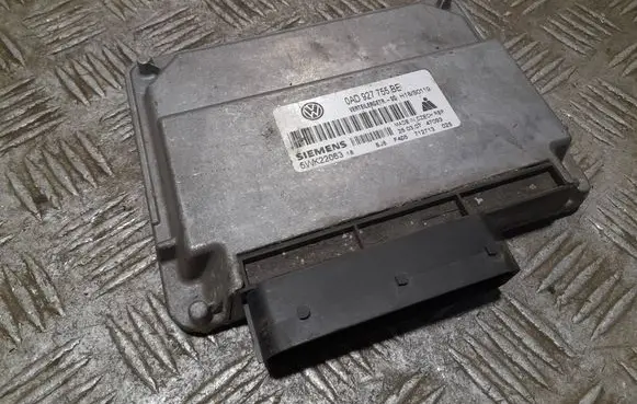 Volkswagen Touareg I Gearbox control unit/module 5WK22063 0AD927755BE