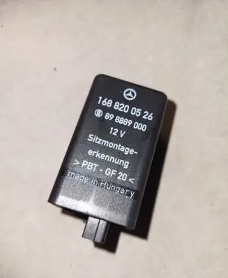 Mercedes-Benz A W168 Seat heating relay 1688200526