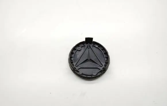 Mercedes-Benz V Class W447 Original wheel cap A1714000025