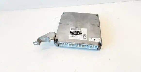 Toyota Avensis Verso Engine control unit/module 8966144300 1758005122