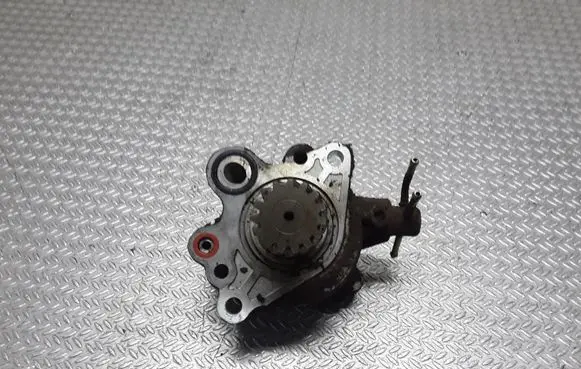 Mitsubishi Pajero Vacuum pump