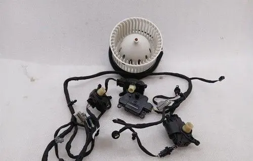Chevrolet Corvette C7 Heater blower motor/fan resistor 23456469