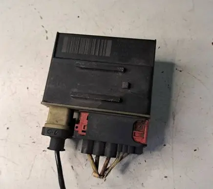 Peugeot 407 Glow plug pre-heat relay 9662570880 PCP2004 018010953