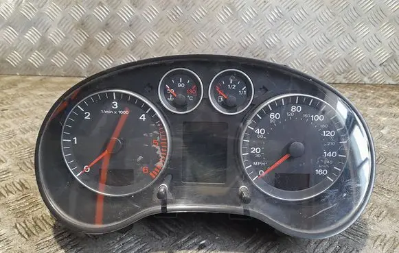 Audi A3 S3 A3 Sportback 8P Speedometer (instrument cluster) 8P0920981K