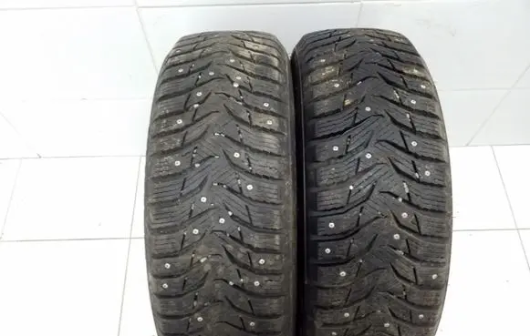 Volkswagen PASSAT B5 R15 winter/snow tires with studs KUMHOWINTERCRAFTICEWI31 18565R1588T 1415