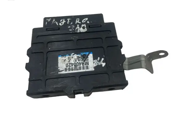 Mitsubishi Pajero ABS control unit/module MR400420