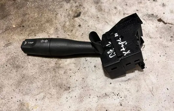 Jaguar X-Type Indicator stalk 1X4313335AE