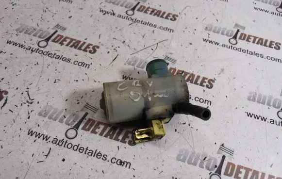 Honda CR-V Windscreen/windshield washer pump