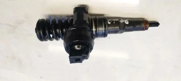 Skoda Octavia Mk2 (1Z) Fuel injector 0986441509 038130079gx