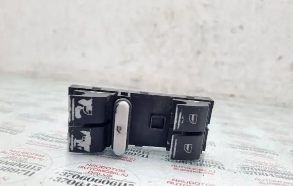 Volkswagen Touran I Electric window control switch 1K4959857
