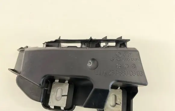 Rear bumper corner part panel trim