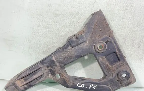 Audi A6 S6 C6 4F Front bumper mounting bracket 4F0807227