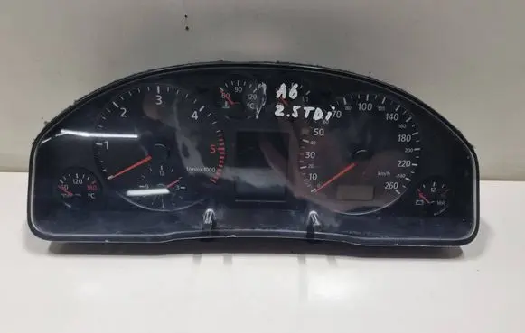 Audi A6 S6 C5 4B Speedometer (instrument cluster) 110008890001 4B0919880G
