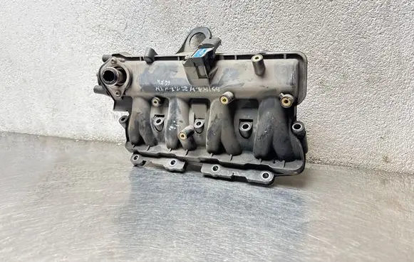 Opel Astra H Intake manifold 55207035 0281002845