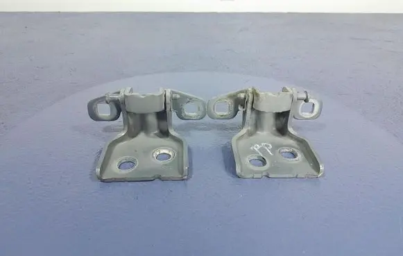 Chevrolet Express Front door hinge set 