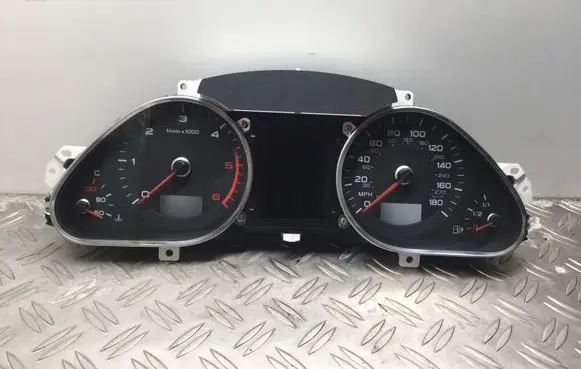 Speedometer (instrument cluster)