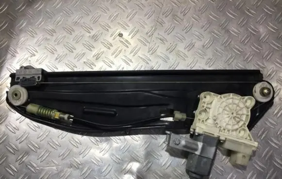 BMW 7 E65 E66 Sliding door window regulator with motor 7138863e