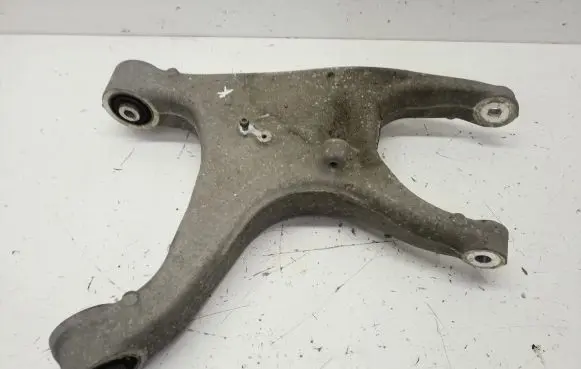 Porsche Macan (95B) Rear upper control arm/wishbone 8R0505311F 8R0505311