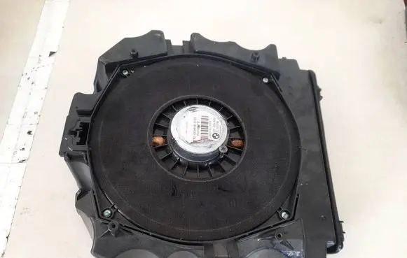 BMW 5 F10 F11 Subwoofer speaker 430407860301 65139164581