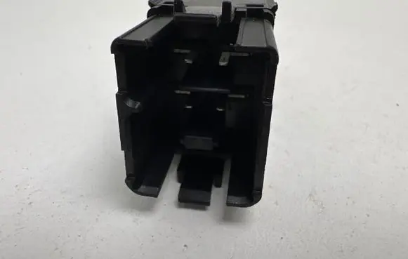 Volkswagen PASSAT B6 Hazard light switch 3C0953509A