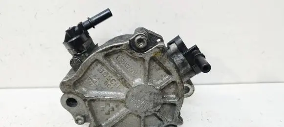 Volvo V40 Vacuum pump 9804021880 31375462