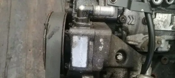 Opel Vectra B Power steering pump