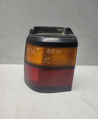 Volkswagen PASSAT B3 Rear/tail lights 333945257