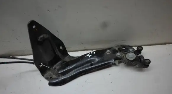 Chrysler Town u0026 Country V Sliding door lower roller guide/hinge 921AG