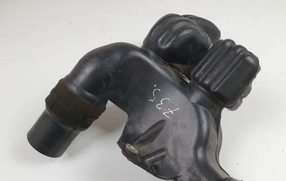 Chrysler 300 - 300C Intake resonator 04591871AB