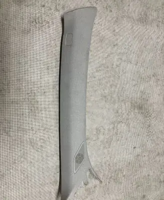 Volvo XC40 (A) pillar trim 32244572