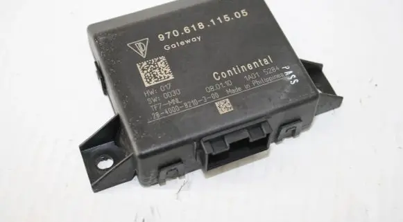 Porsche Panamera (970) Gateway control module 97061811505