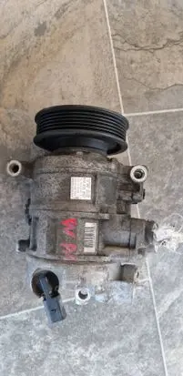Volkswagen PASSAT B7 Air conditioning (A/C) compressor (pump) 1K0820859T GE4471501938 6SEU14C