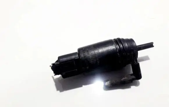 BMW 5 E39 Windscreen/windshield washer pump 67128377612 23557610