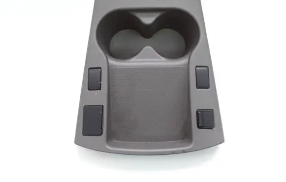 Cup holder front