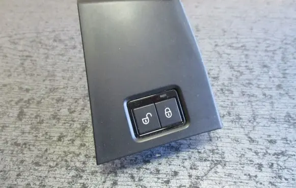 Jaguar F-Pace Central console control unit HK83-237B91-A