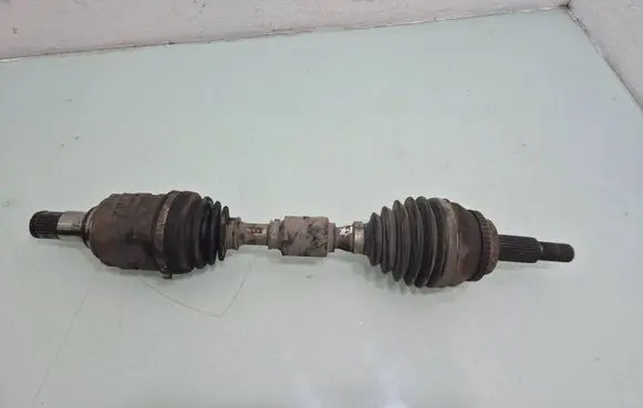 Toyota Avensis T250 Front driveshaft 