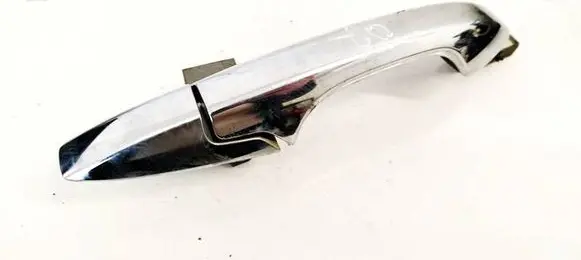 Honda CR-V Front door exterior handle 