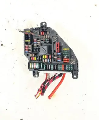 BMW 5 F10 F11 Fuse module 9264923