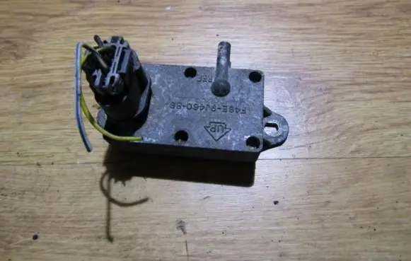 Ford Galaxy Air pressure sensor f48e9j460bb f48e-9j460-bb