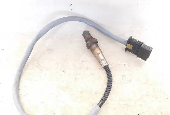 BMW 5 F10 F11 Lambda probe sensor 7589475 11787589475