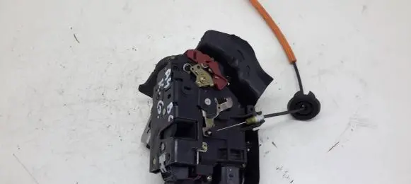 Audi A4 S4 B6 8E 8H Rear door lock 8E0839349