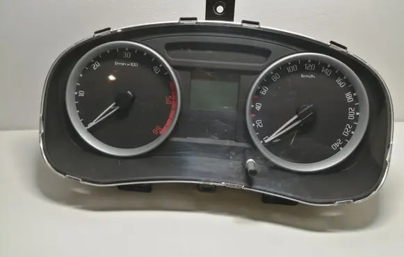 Skoda Superb B6 (3T) Speedometer (instrument cluster) 5J0920811C SKZ770H5124447 A2C53319713