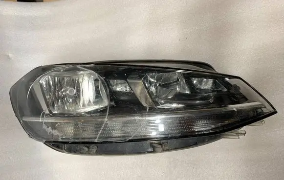 Volkswagen Golf VII Headlight/headlamp 5G1941006D 1EB01392402