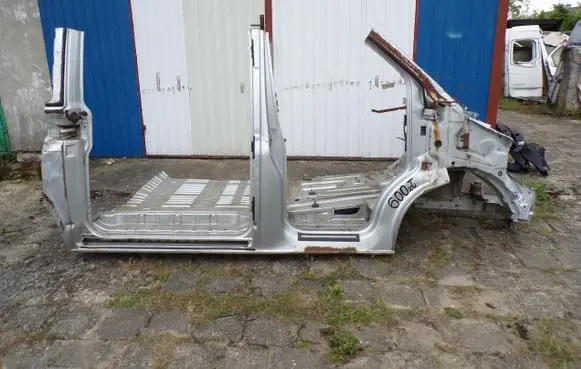 Volkswagen Multivan T5 Pillar (middle) 7H0