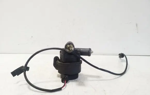 Volvo XC60 Electric auxiliary coolant/water pump 31332380