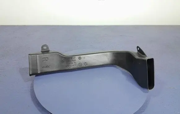 Audi A4 S4 B7 8E 8H Intercooler air guide/duct channel 7343456