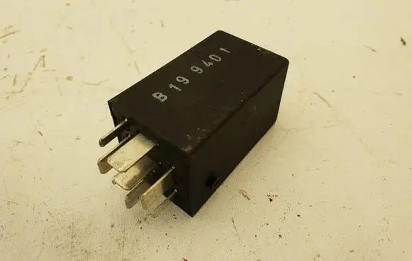BMW 5 E34 Other relay 1388545