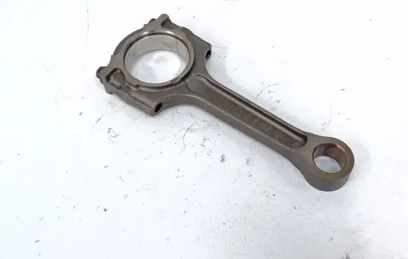 Ford Focus Connecting rod/conrod RFCM5E6205AB